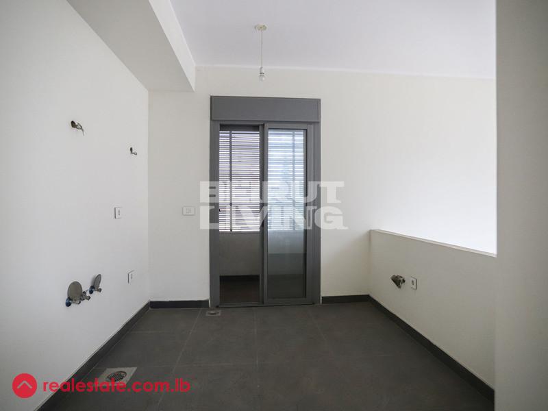 Spacious Apartment | Balcony | Open Kitchen