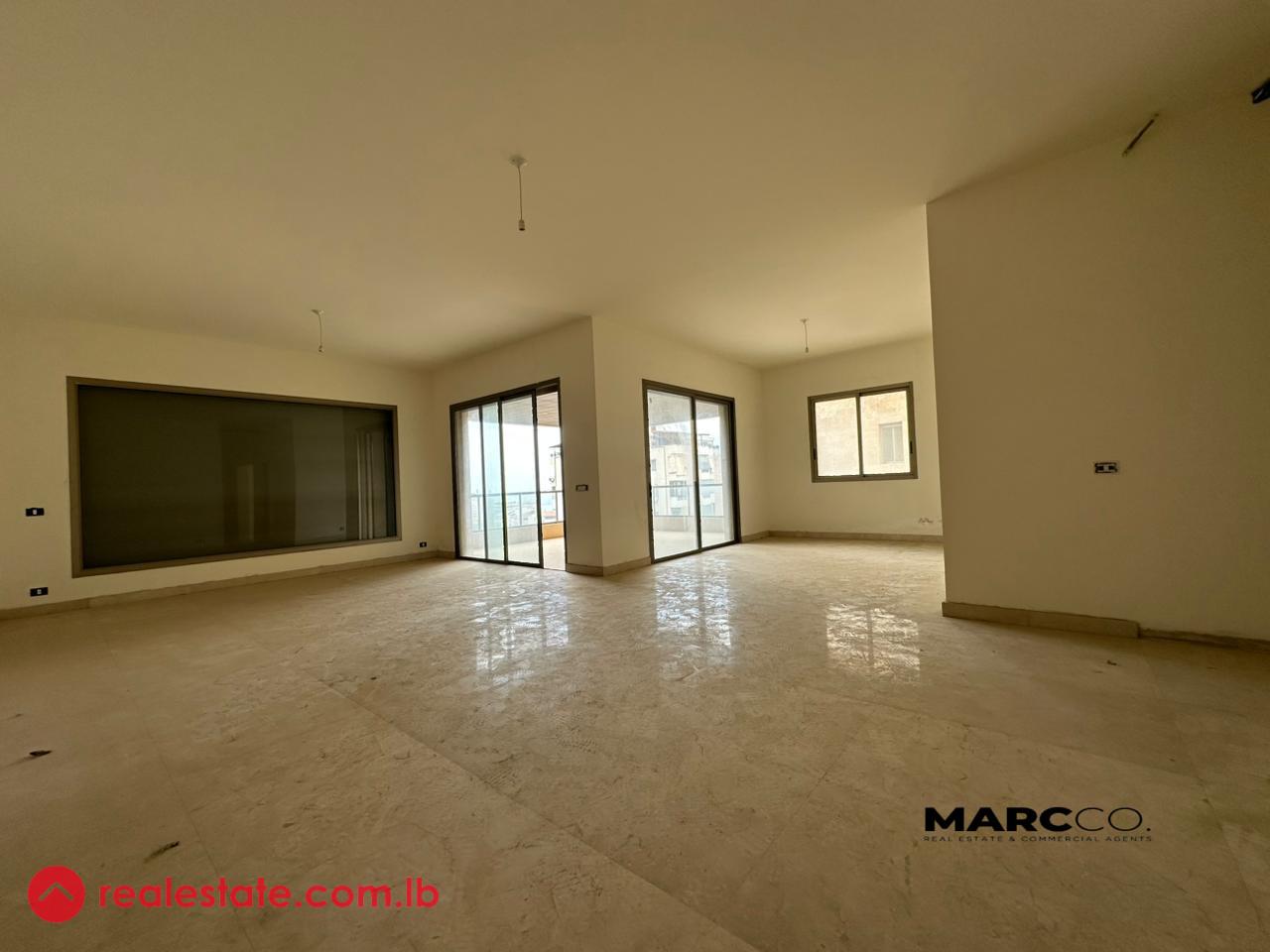Luxurious Apartment in Beit El Chaar