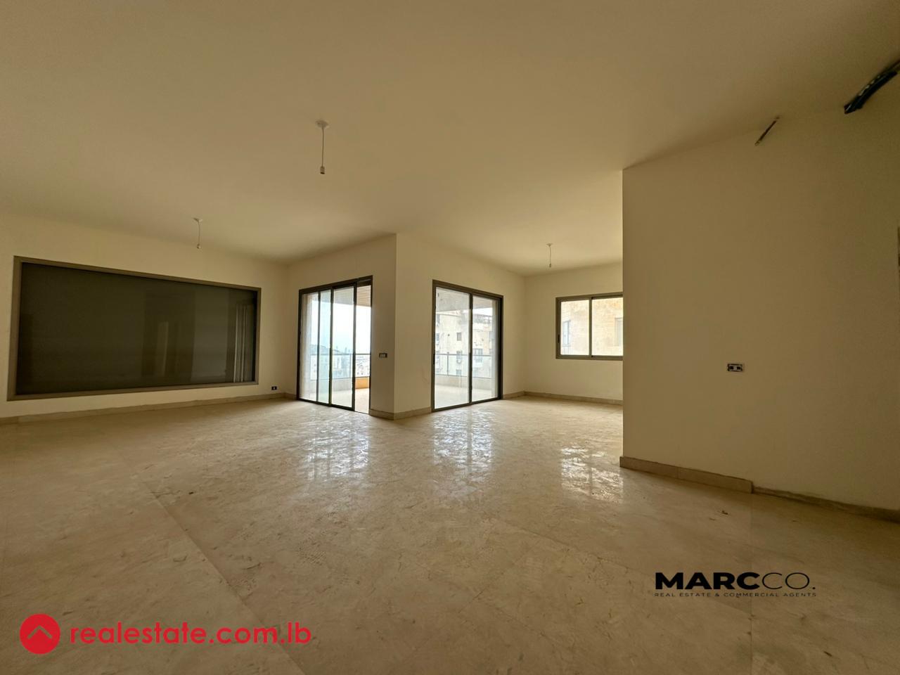 Luxurious Apartment in Beit El Chaar