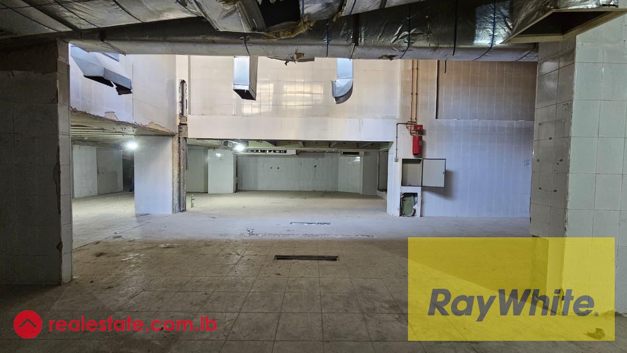 Warehouse for Rent in Mkalles