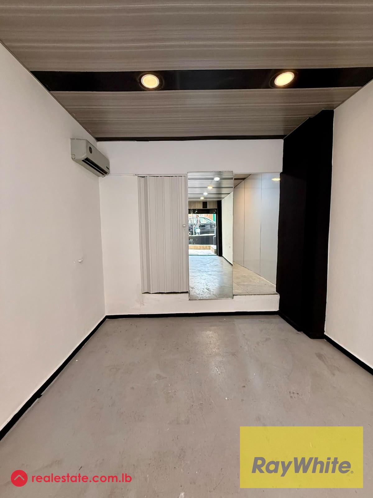Shop for Rent – Achrafieh, Fassouh