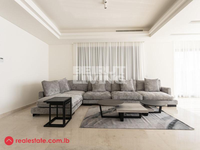 Spacious Apartment | Huge Terrace | 24hrs