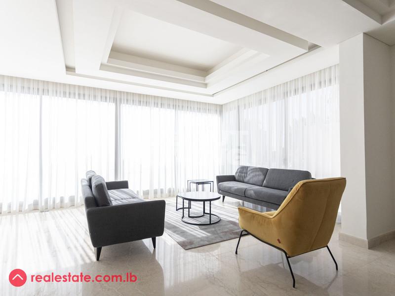 Spacious Apartment | Huge Terrace | 24hrs