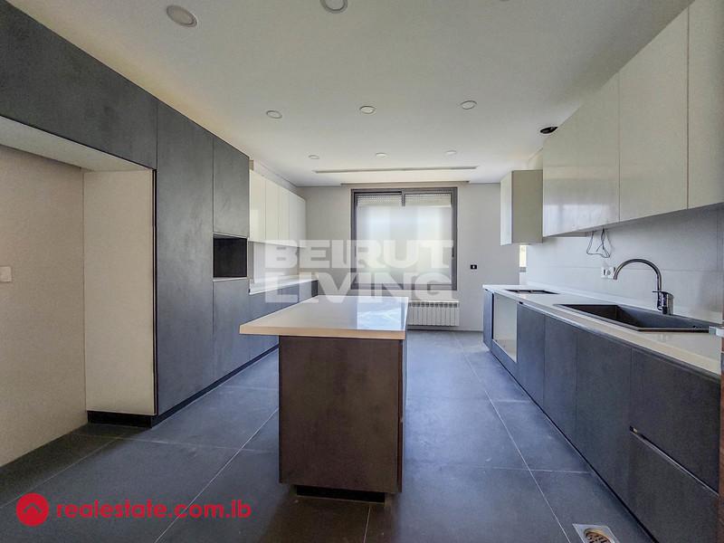 Spacious Apartment | Sea View | 24hrs