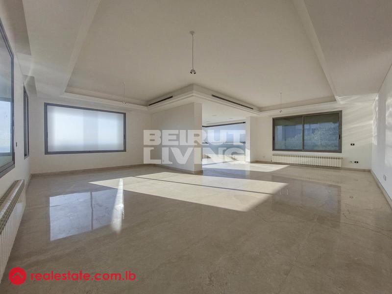 Spacious Apartment | Sea View | 24hrs