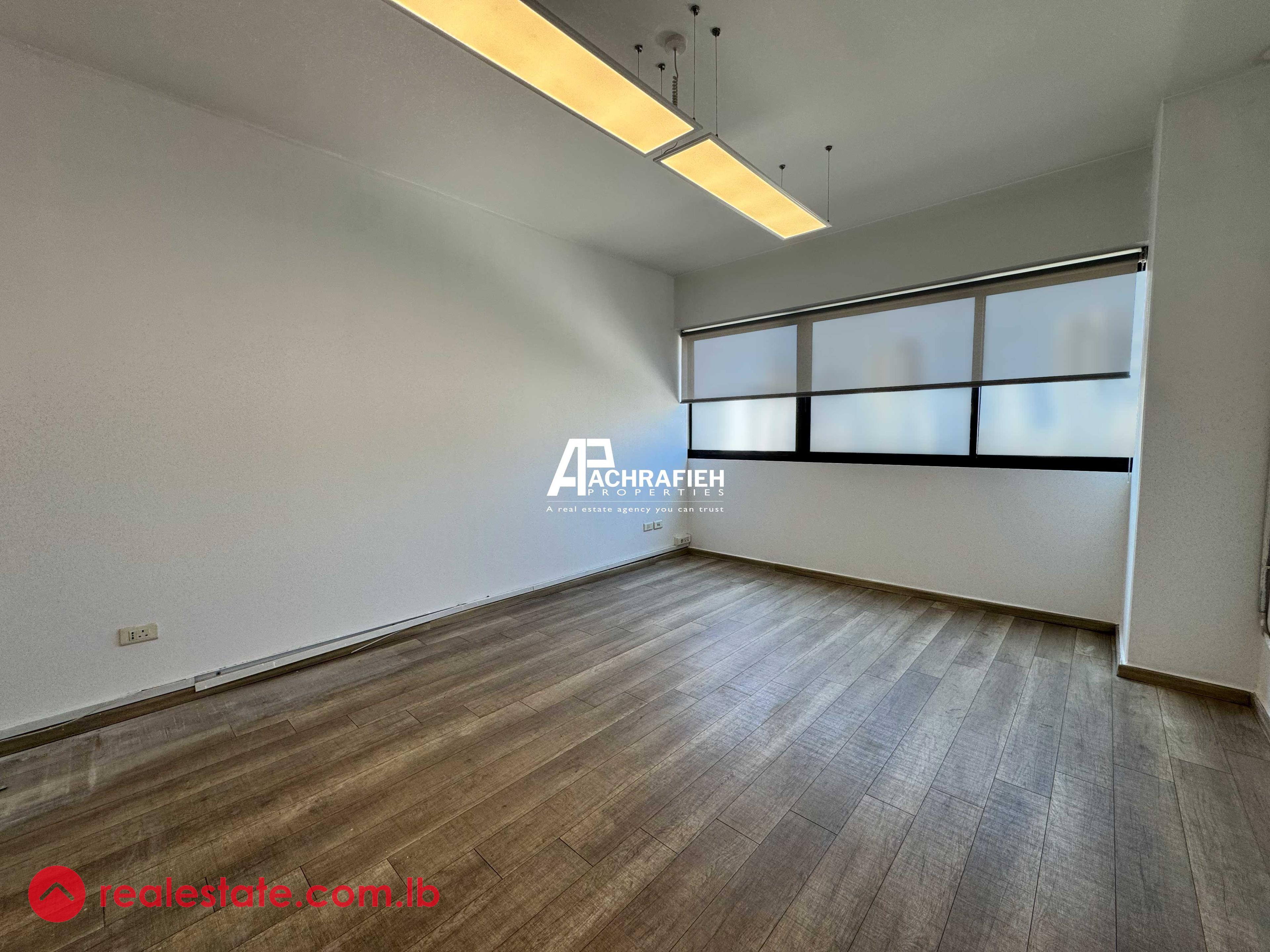 115 Sqm - Office for Rent In Sodeco