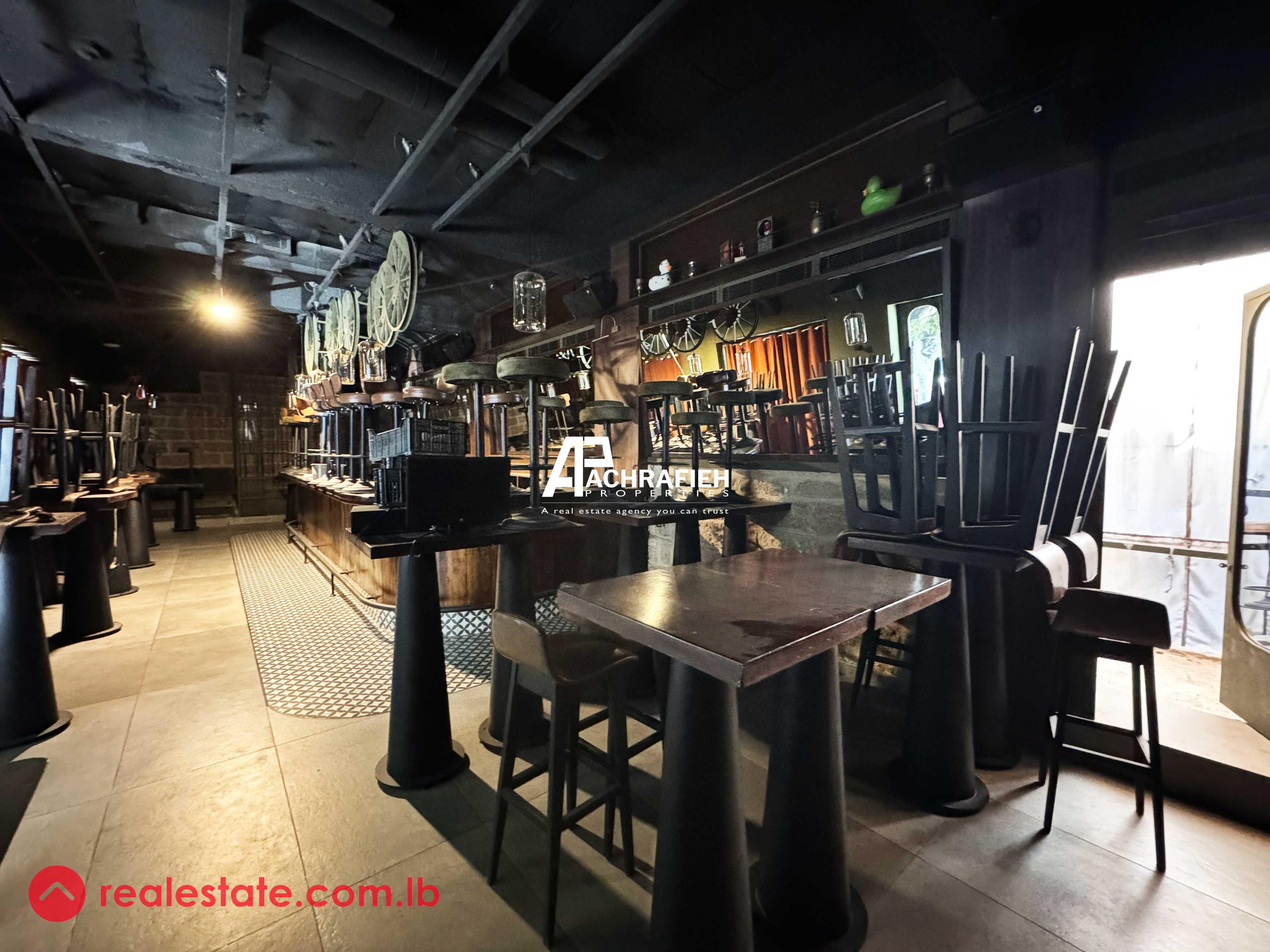 Shop/ Restaurant For Rent in Mar Mikhael