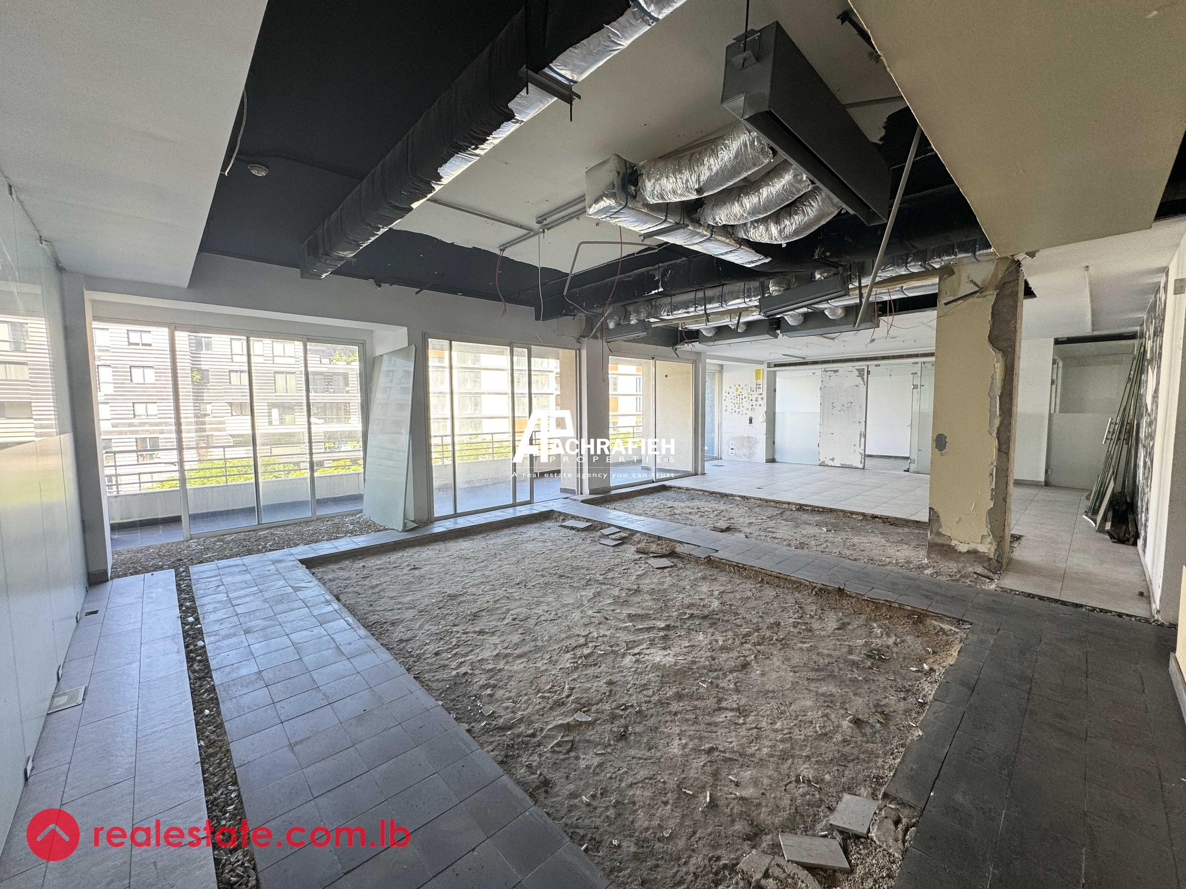 570 Sqm | Office For Rent in Downtown