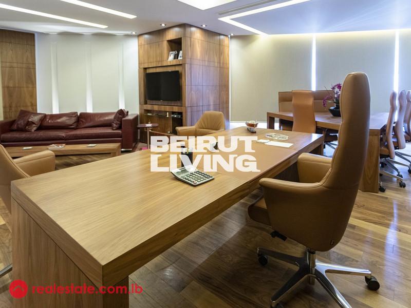 Unfurnished Elegant Flat | Close to Hotel Dieu l Fit Doctors